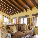 Casa Gayon Pola de Allande
